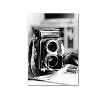 Charger l&#39;image dans la galerie, Copie de Black and White Retro Fashion Movie Decor
