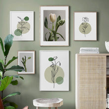 Charger l&#39;image dans la galerie, Scandinavian Green Flower
