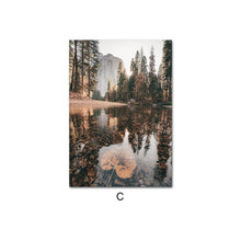 Charger l&#39;image dans la galerie, Nordic Mountain Lake Wall Art
