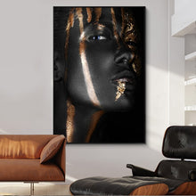 Charger l&#39;image dans la galerie, African Black and Gold Woman Modern Art
